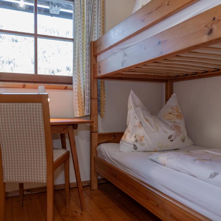 Schullerhof - Familienapartment (2 Erwachsene & 2 Kinder) - 2