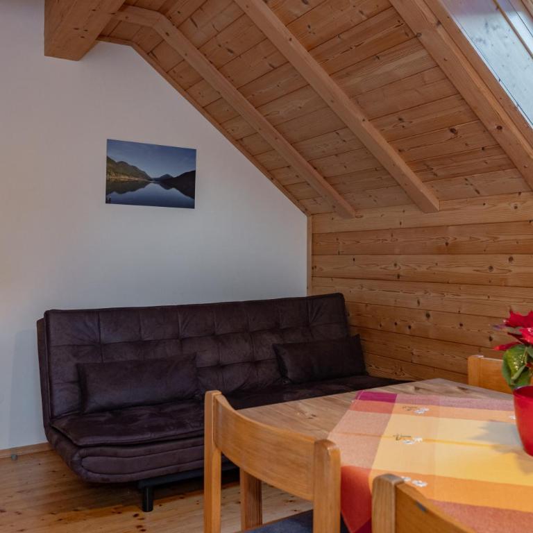 Schullerhof - Familienapartment (2 Erwachsene & 2 Kinder) - 5