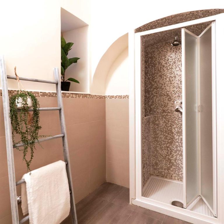 Monolocale romantico a Napoli - Appartamento con 1 Camera da Letto - 3