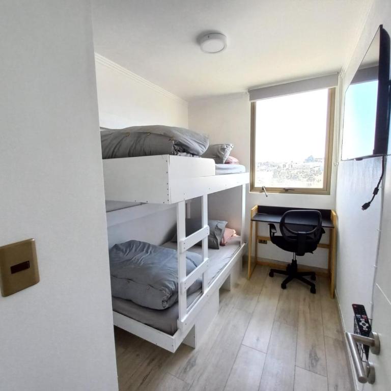 Departamento cercano a la playa, con estacionamiento - Two-Bedroom Apartment - 32