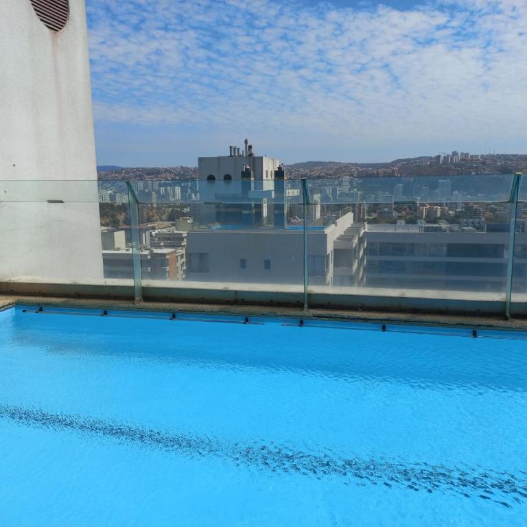 Departamento cercano a la playa, con estacionamiento - Two-Bedroom Apartment - 97