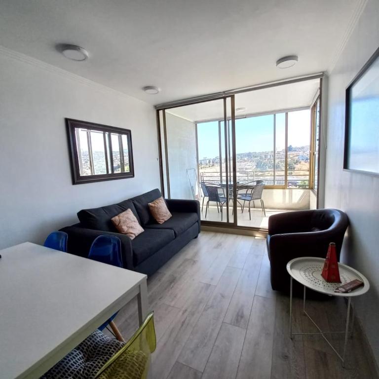 Departamento cercano a la playa, con estacionamiento - Two-Bedroom Apartment - 53
