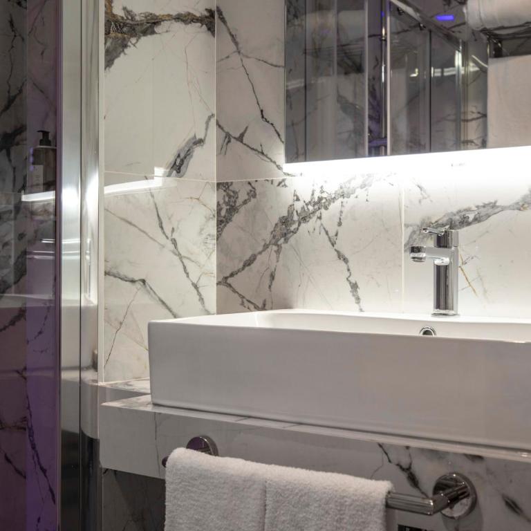 Home at Rome Luxury Navona Guest House 2 - Camera Superior - 22