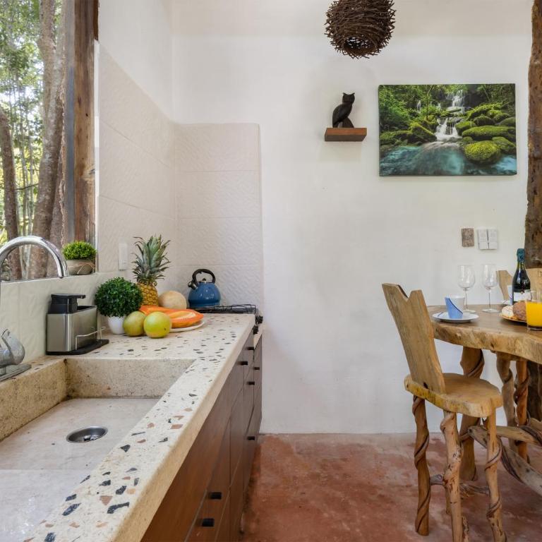 Casa & Palapa de la Selva - Three-Bedroom House - 41