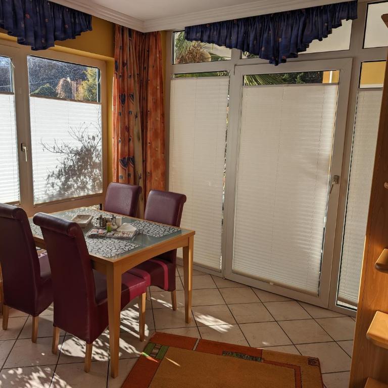 Ferienwohnungen Garten Eden - Apartment mit Poolblick - 50