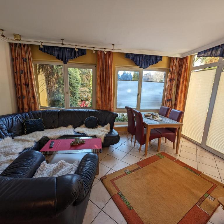 Ferienwohnungen Garten Eden - Apartment mit Poolblick - 53