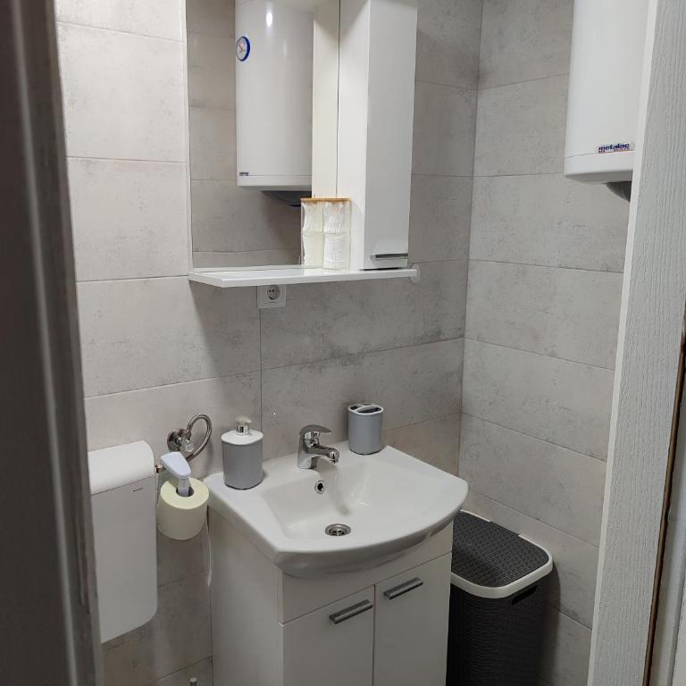 Studio apartman free parking RUBIKON - Porodični Studio - 32