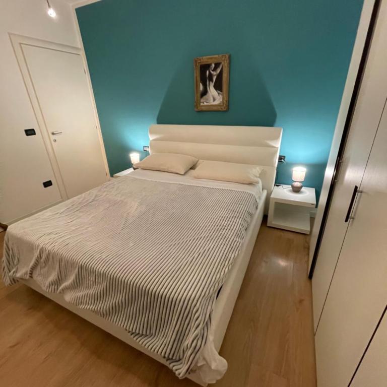 Garden Love Venice - Two-Bedroom Apartment - 1