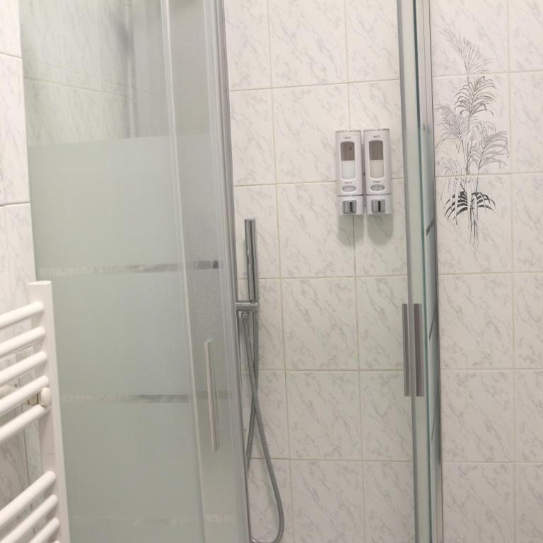 Casa di Antonio e Patrizia - One-Bedroom Apartment with Balcony and City View - 11