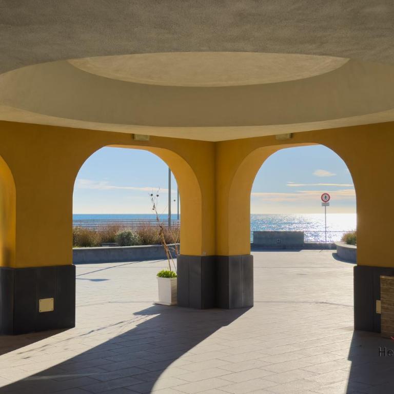 Balcony and garage - Beaches 5min away - Smart TV - Apartamento de 1 dormitorio - 30