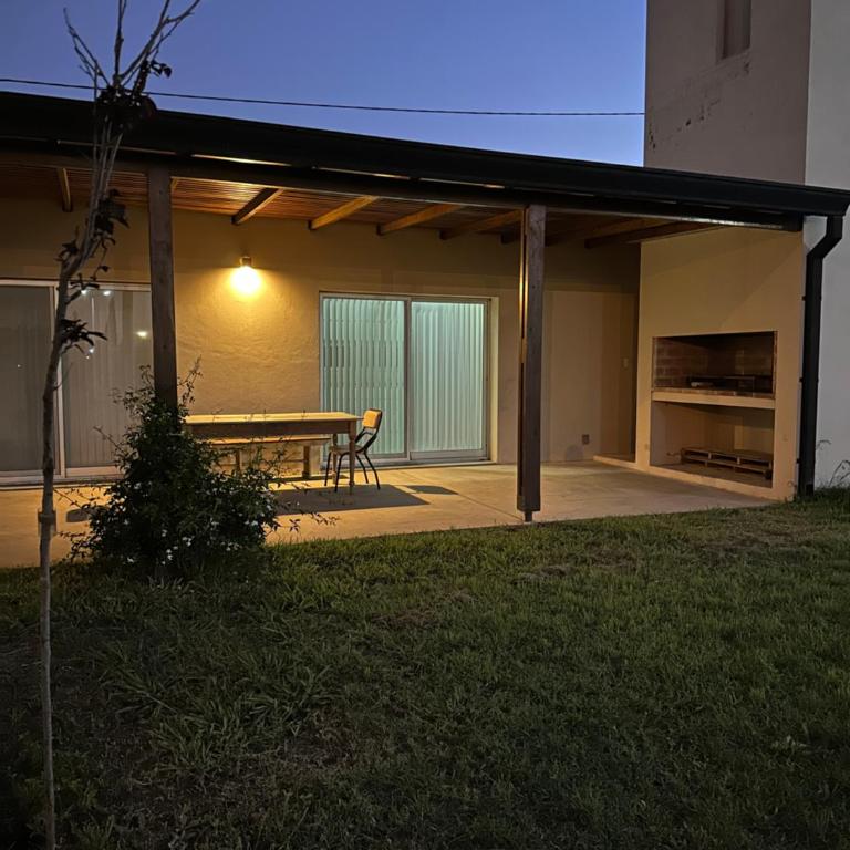 La Casa de White - One-Bedroom House - 12