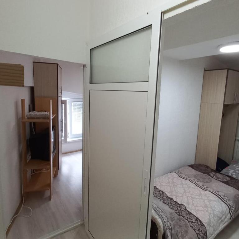 NOV-dve spavaće sobe - Two-Bedroom Apartment - 4