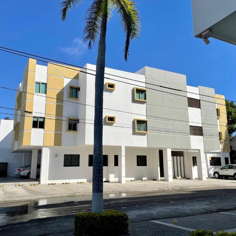 Charming Condo in Gaviotas Walk to Beach cafes, restaurants within Golden Zone - Vacation Home - 31