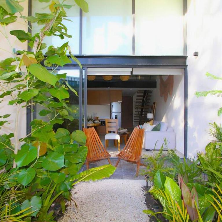 Luxury Jungle Loft, 7 Pools, Rooftop Panoramic View, Beach Shuttle, Fast WiFi - One-Bedroom Apartment - 33