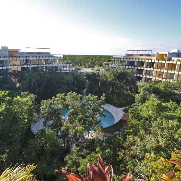 Luxury Jungle Loft, 7 Pools, Rooftop Panoramic View, Beach Shuttle, Fast WiFi - One-Bedroom Apartment - 39