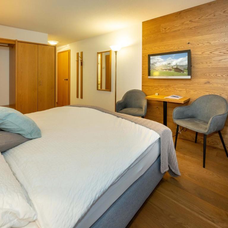 Hotel Bellwald - Doppelzimmer - 1