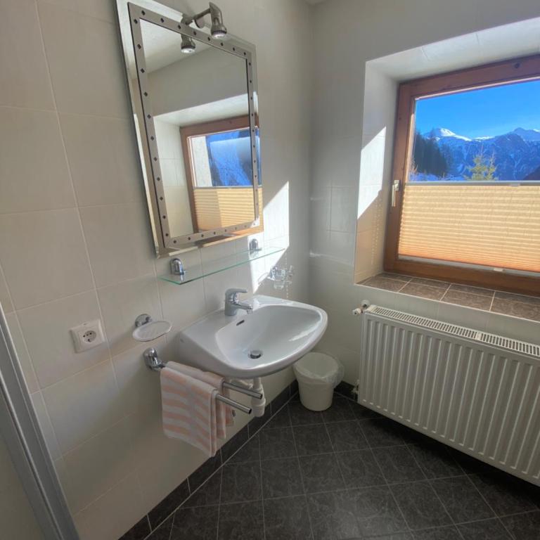 Apart Alpenrose Spiss - Apartment mit 2 Schlafzimmern - 7