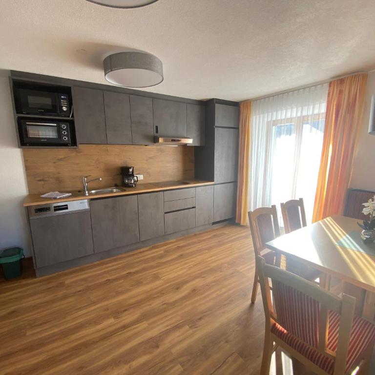 Apart Alpenrose Spiss - Apartment mit 2 Schlafzimmern - 1