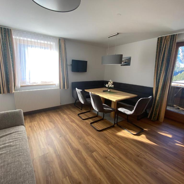 Apart Alpenrose Spiss - Apartment mit 2 Schlafzimmern - 2