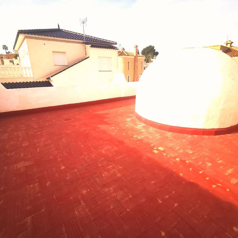 Private Villa with Heated Swimming Pool, Roof Top Solarium & Garden - Villa de 2 dormitorios - 32