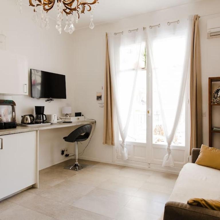 Mythique Miramar Cannes Croisette Terrasse Clim Parking Wifi - One-Bedroom Apartment - 11