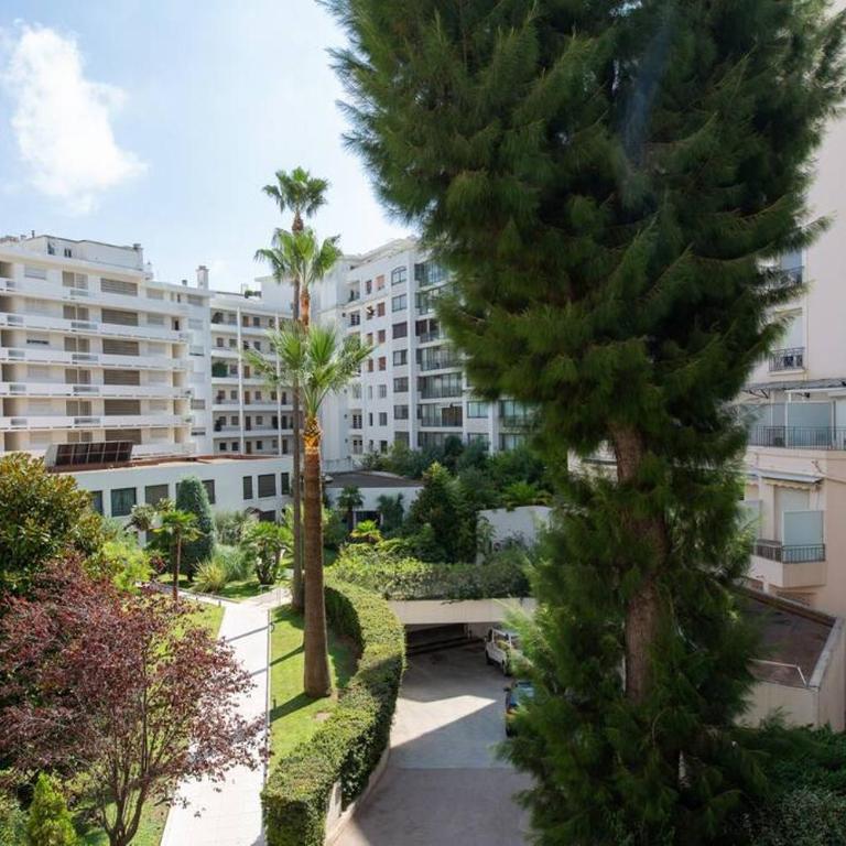 Mythique Miramar Cannes Croisette Terrasse Clim Parking Wifi - One-Bedroom Apartment - 33