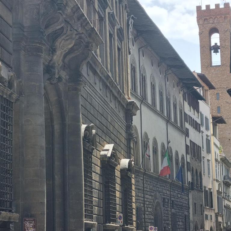 LA SEDE DELL'ARTE Monolocale Studio e Camere in Torre Medievale vicino a Duomo e Piazza Signoria - Monolocale su 2 Livelli - 43