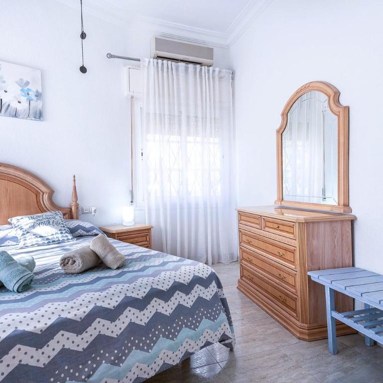 Chalet en el Mar Menor (Cartagena) con Piscina Privada y 4 dormitorios - Casa de 4 dormitorios - 18