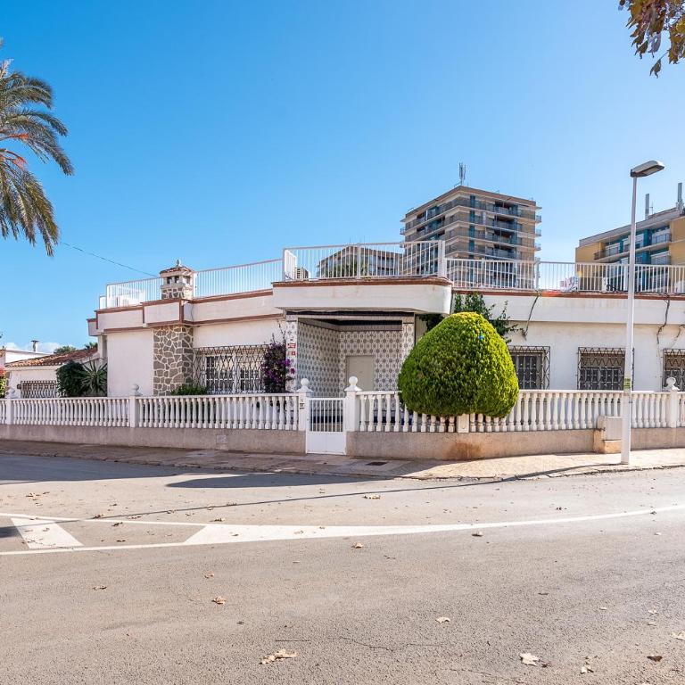 Chalet en el Mar Menor (Cartagena) con Piscina Privada y 4 dormitorios - Casa de 4 dormitorios - 19