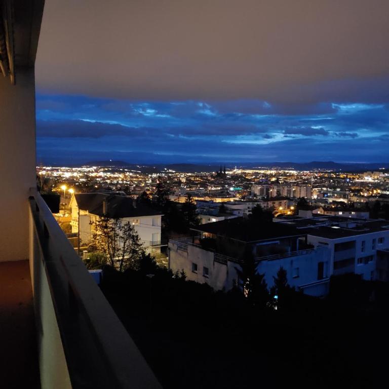 Entre VILLE et NATURE - Les Hauts de Clermont avec GARAGE gratuit - Appartement 2 Chambres - 41