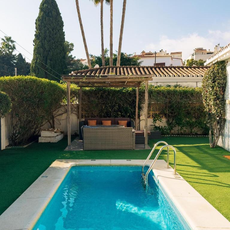Charming country house Torremolinos - Four-Bedroom Vacation Home - 1
