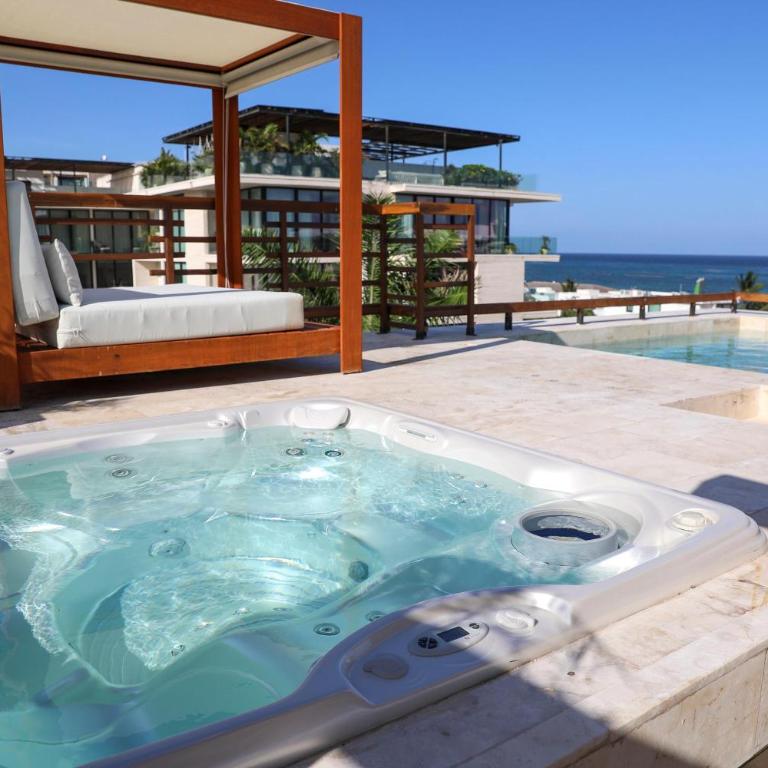ATC18 2bed Ocean View penthouse with jacuzzi and private pool - Two-Bedroom Apartment - 1