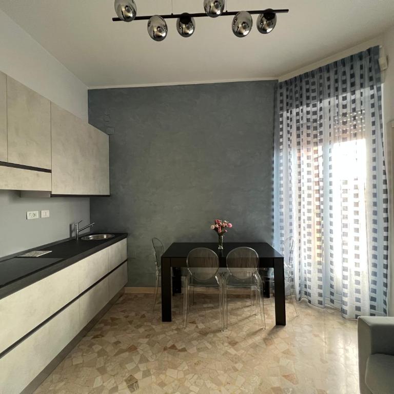 Confortevole appartamento zona Bocconi-Porta Romana - One-Bedroom Apartment - 5