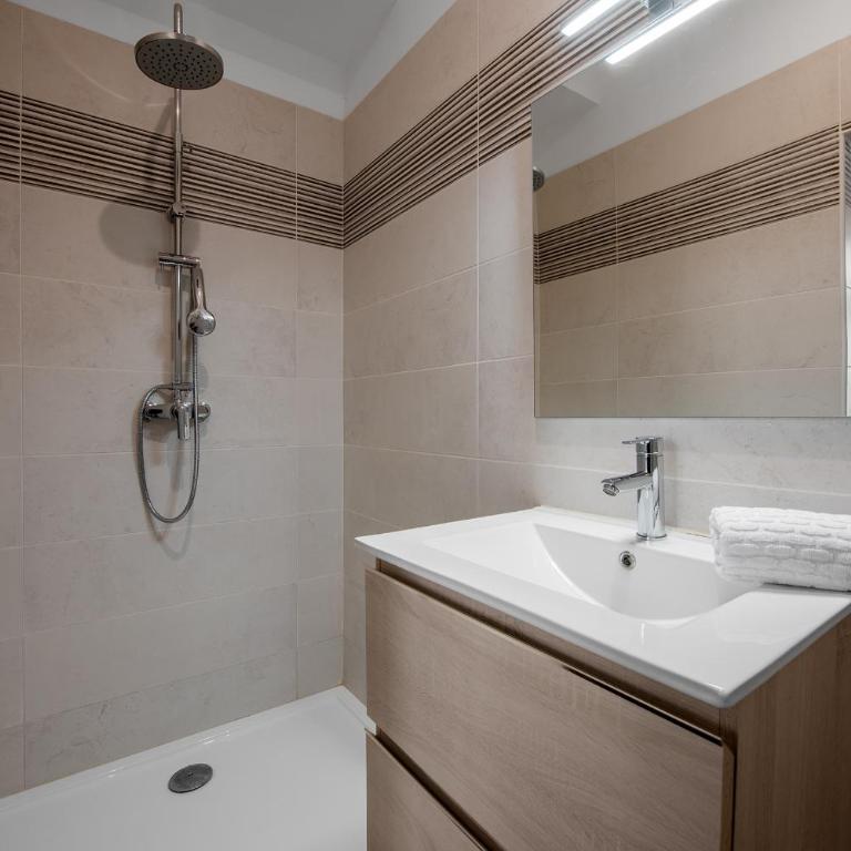 Les studios Jean Bringer - Carcassonne centre-ville - Studio mit Schlafsofa - 2