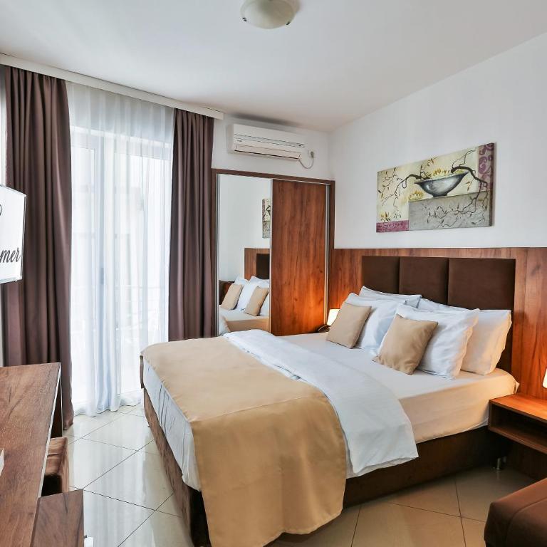 Hotel La mer - Double Room with Extra Bed - 3