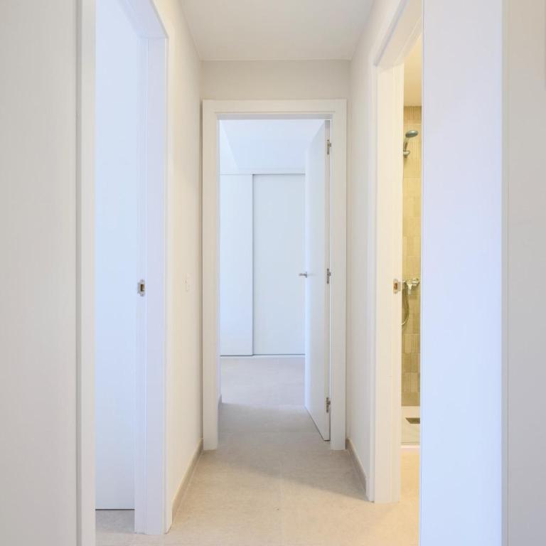 Brand New 2BR with Auto Check-In - Apartamento - 9