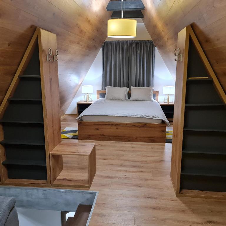 Bajkoviti bungalov - Three-Bedroom House - 22
