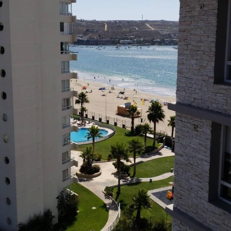 Departamento Coquimbo primera linea la Herradura piso 11 - Two-Bedroom Apartment - 1
