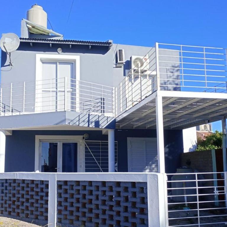 DUPLEX COMICO - Two-Bedroom House - 1