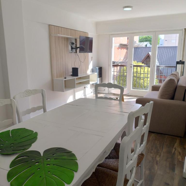 Depto en lo mejor de Güemes 4 personas, 2 amb. - Apartamento de 1 dormitorio - 1