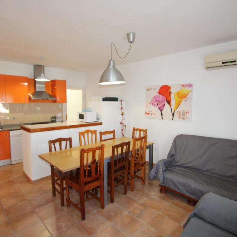 Casa cerca del mar con piscina privada, wifi gratuito, aire acondicionado opcional y se admiten mascotas - ES-184-7 - Casa - 8