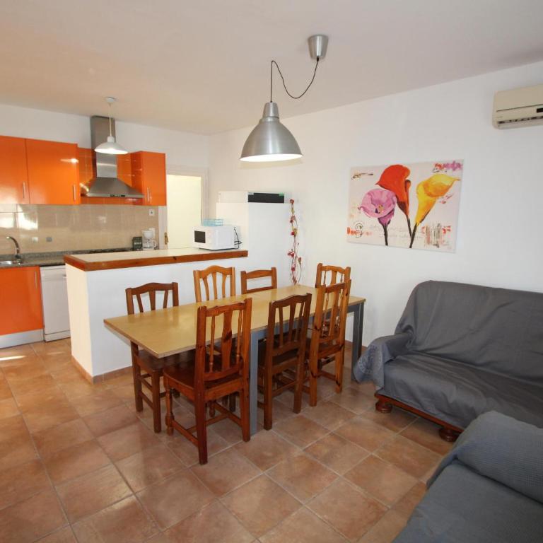 Casa cerca del mar con piscina privada, wifi gratuito, aire acondicionado opcional y se admiten mascotas - ES-184-7 - Casa - 10