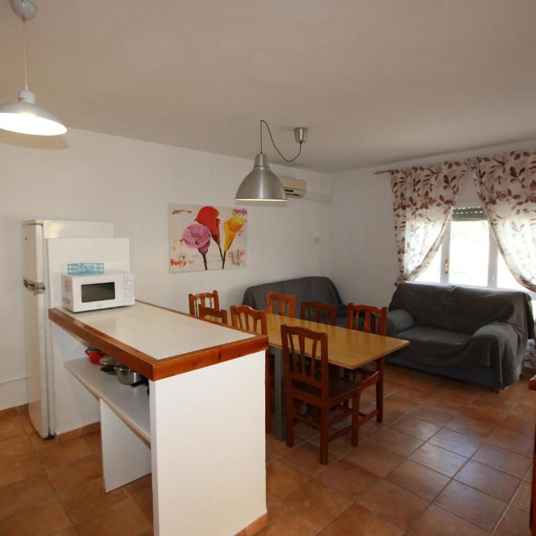 Casa cerca del mar con piscina privada, wifi gratuito, aire acondicionado opcional y se admiten mascotas - ES-184-7 - Casa - 11