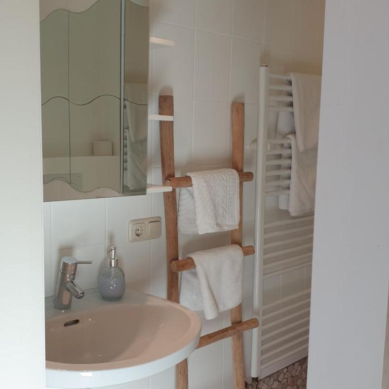 Appartement Harrer - Familienzimmer mit Seeblick - 11