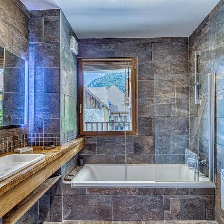 Charmant Appartement Lac d'Annecy / Ski - 6 Pers - Appartement 3 Chambres - 8