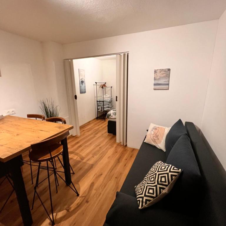 Perfekte Lage! Ganze Wohnung Burgblick Residenz - Apartment mit 1 Schlafzimmer - 4