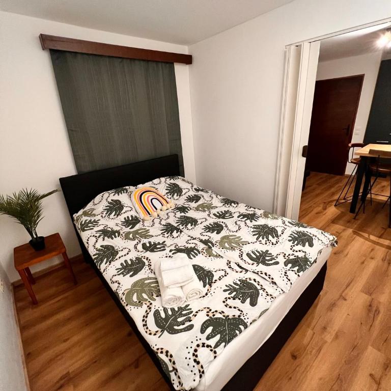 Perfekte Lage! Ganze Wohnung Burgblick Residenz - Apartment mit 1 Schlafzimmer - 2