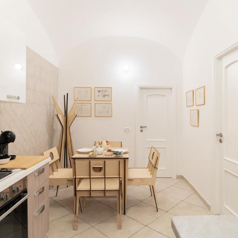 Salita Trinità - Appartamento con 2 Camere da Letto - 9