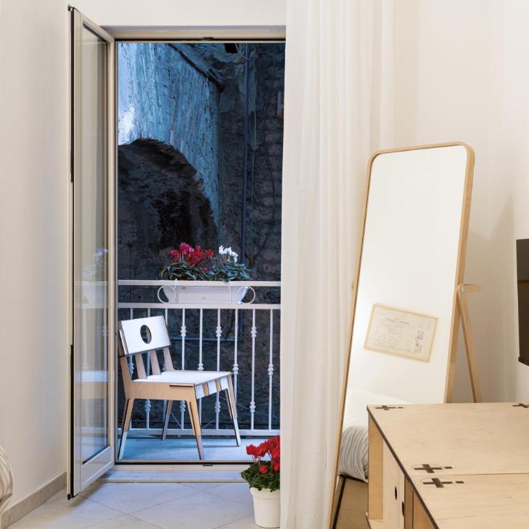 Salita Trinità - Appartamento con 2 Camere da Letto - 1