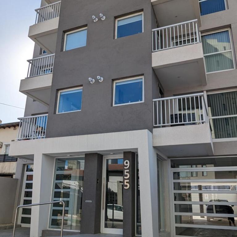 Departamento a estrenar zona Constitución y la costa a metros del mar con cochera - Apartamento de 1 dormitorio - 24